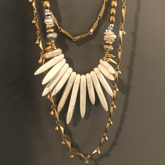 Stella and dot necklace - Picture 2 of 3